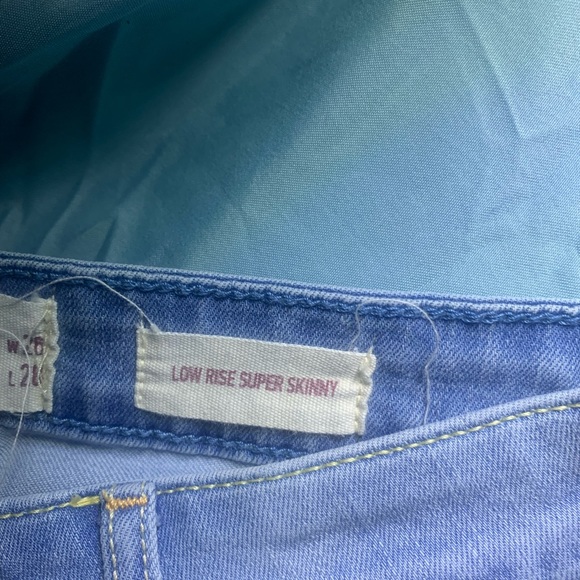 Low rise super skinny Hollister Ripped Jean (W25/L28) 3S, front and back pockets - Picture 4 of 9